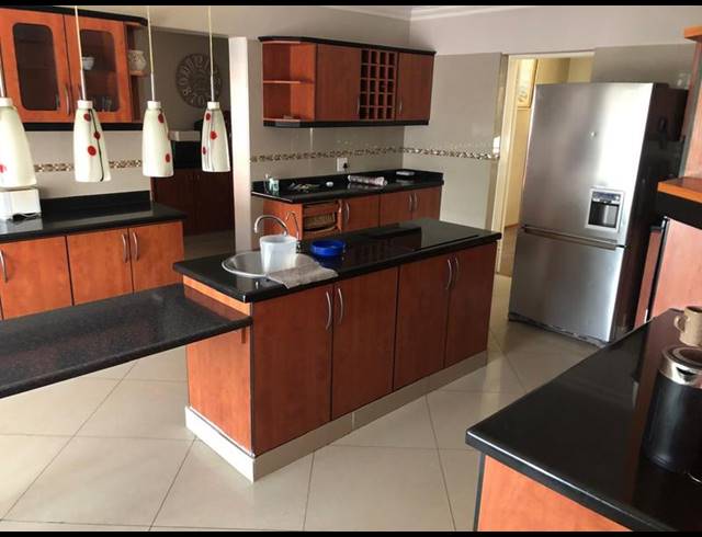 5 BEDROOM HOUSE FOR SALE IN MONTANA PARK